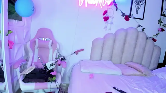 NaomiAsha online show from 15, 3, 2025