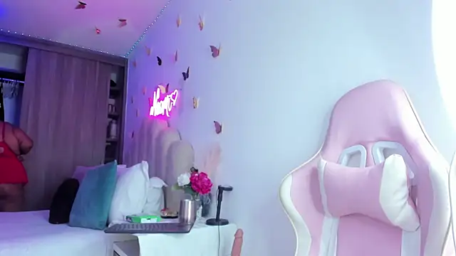 NaomiAsha online show from 7, 1, 2026