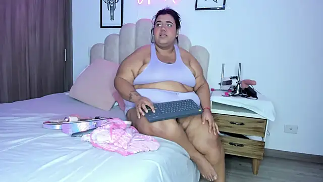 Snapshot of NaomiAsha chatting on 9, 3, 2026 NaomiAsha online show from 9, 3, 2026