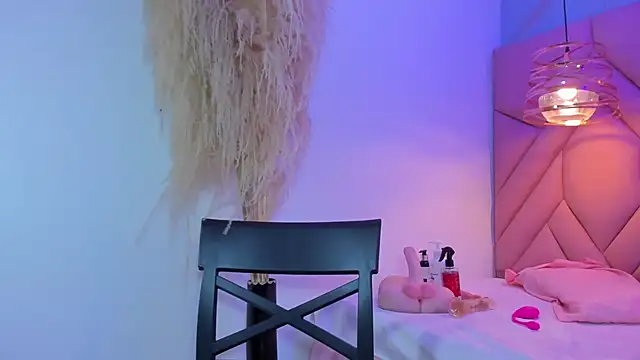 AngelaaCute  online show from 29, 1, 2025