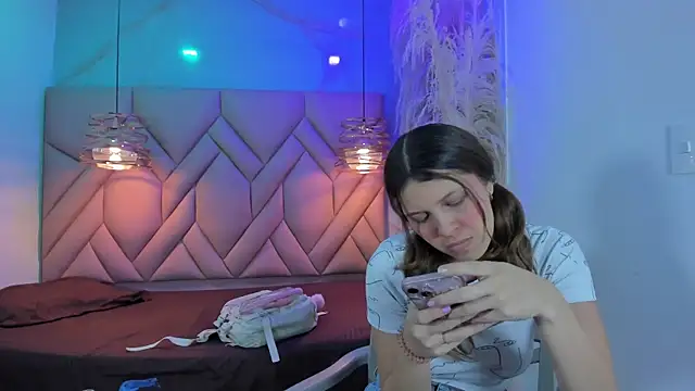 AngelaaCute  online show from 7, 2, 2025