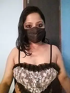 Snapshot of deepu_urs chatting on 18, 2, 2025 deepu urs online show from 18, 2, 2025