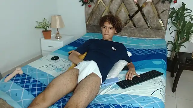 nickolas moon online show from 16, 12, 2024