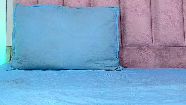 anisha x online show from 12, 9, 2025