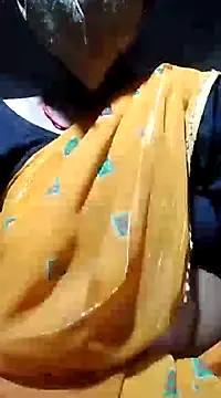 Snapshot of Poonam-bab chatting on 8, 2, 2025 Poonam-bab online show from 8, 2, 2025