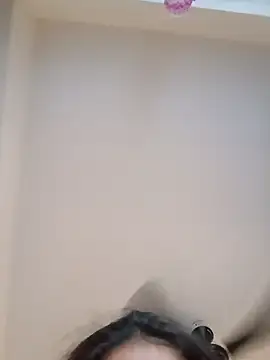 Hotmilfxox online show from 29, 1, 2025