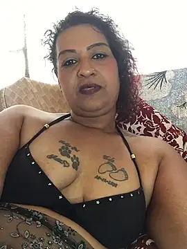 Snapshot of daddyzgal chatting on 9, 12, 2024 daddyzgal online show from 9, 12, 2024