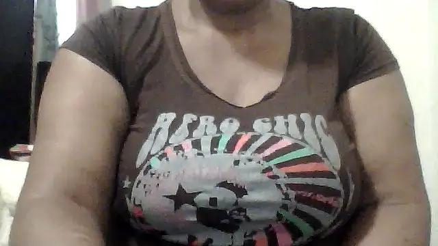 Snapshot of Glenorecornomaza chatting on 21, 11, 2025 Glenorecornomaza online show from 21, 11, 2025