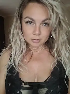 candy queeen online show from 29, 6, 2026