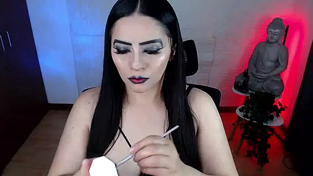 Snapshot of GODDESS_EVANS chatting on 26, 6, 2026 GODDESS EVANS online show from 26, 6, 2026