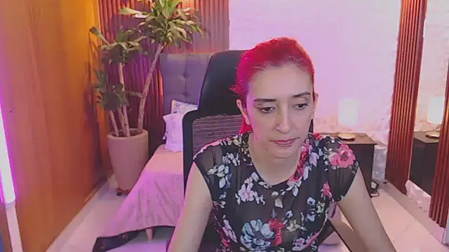 Ruby Your Milf online show from 26, 2, 2025