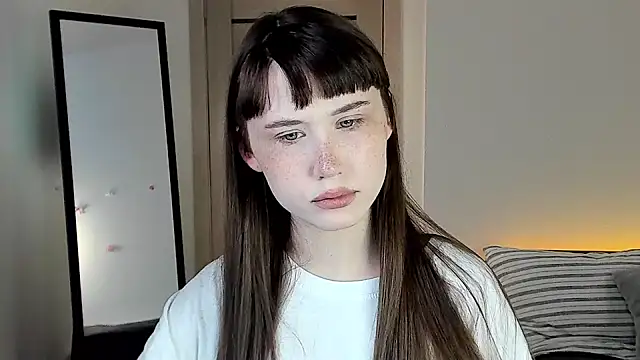 Stella Sunny online show from 27, 2, 2026