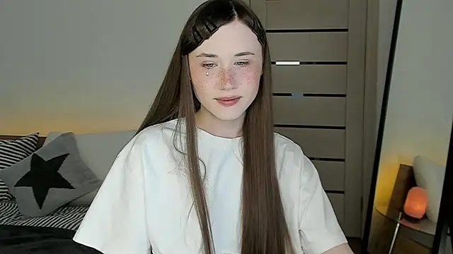 Stella Sunny online show from 15, 5, 2026