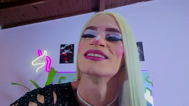 money Ts  online show from 26, 10, 2025