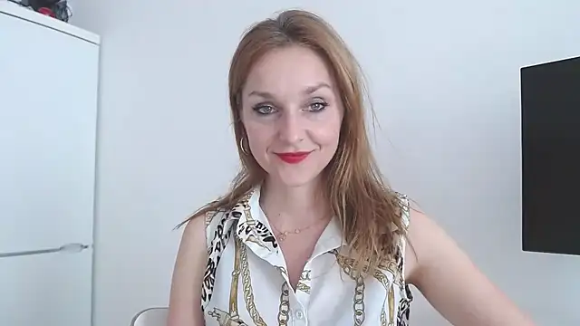 Snapshot of AliciaDesire chatting on 31, 3, 2026 AliciaDesire online show from 31, 3, 2026