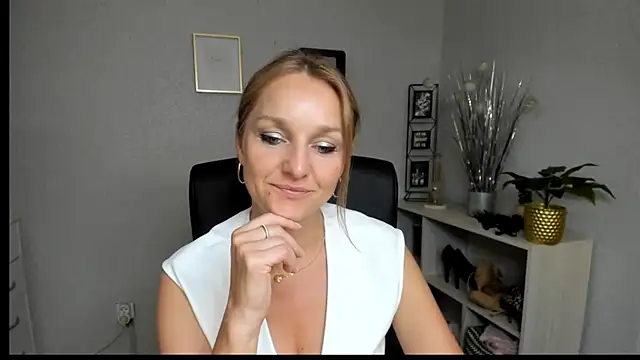 AliciaDesire online show from 7, 7, 2026