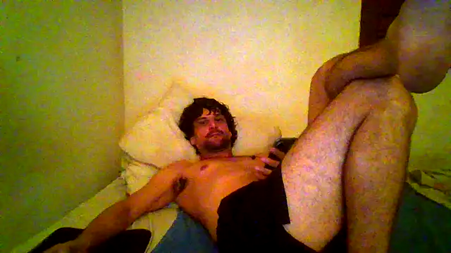 Snapshot of couplemilk chatting on 5, 6, 2026 couplemilk online show from 5, 6, 2026