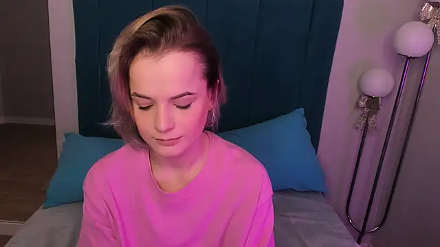 JessicaBeverly online show from 18, 3, 2025