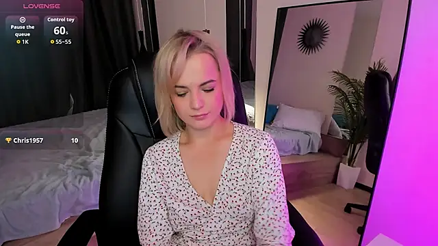 JessicaBeverly online show from 15, 9, 2025