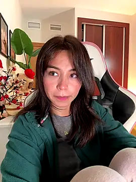 Adriennesexxx online show from 22, 11, 2025