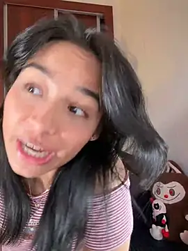 Adriennesexxx online show from 13, 4, 2026