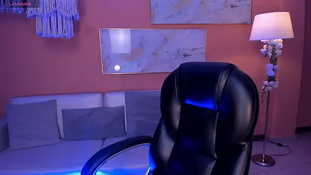 DolcieElliot online show from 12, 3, 2025