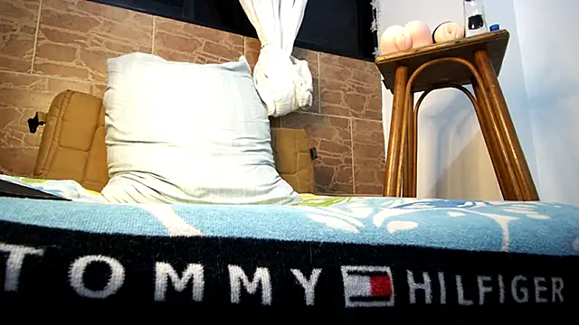 Snapshot of michaelhotbbc chatting on 19, 2, 2025 michaelhotbbc online show from 19, 2, 2025