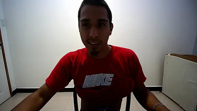 Snapshot of michaelhotbbc chatting on 22, 9, 2025 michaelhotbbc online show from 22, 9, 2025