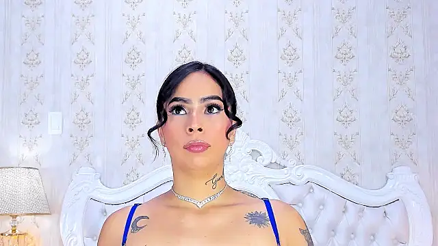 GiahDaniels online show from 11, 12, 2024