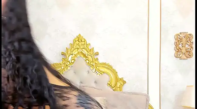 GiahDaniels online show from 15, 12, 2024