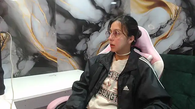 ling ling24 online show from 20, 10, 2025