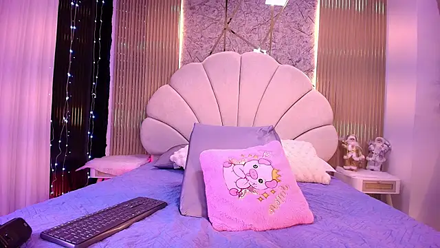 nata luna online show from 13, 1, 2026