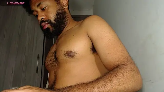 KaelMoreau online show from 22, 3, 2025