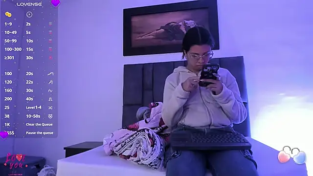 Vahiolet smith online show from 11, 1, 2026