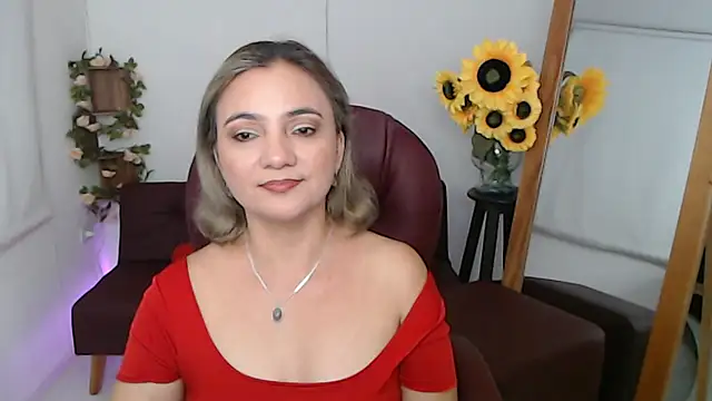 Snapshot of Ghada_milf chatting on 19, 6, 2026 Ghada milf online show from 19, 6, 2026