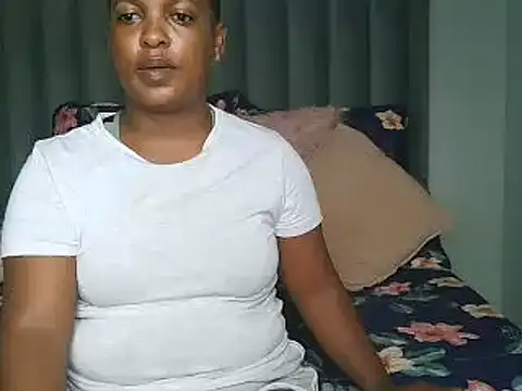 Snapshot of Amberbela chatting on 8, 1, 2025 Amberbela online show from 8, 1, 2025