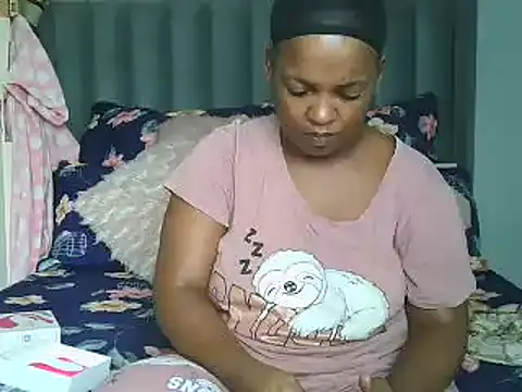Snapshot of Amberbela chatting on 13, 1, 2025 Amberbela online show from 13, 1, 2025