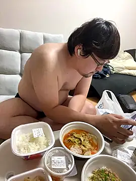 yuuki198912 online show from 28, 10, 2025