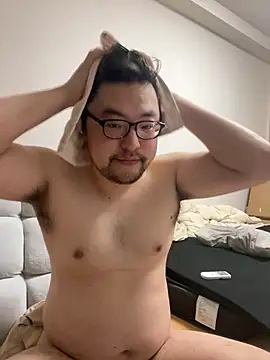 yuuki198912 online show from 30, 10, 2025