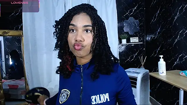 Hillary queen online show from 31, 10, 2025