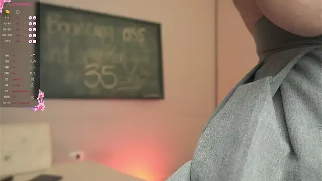 Camilaperson online show from 7, 2, 2025