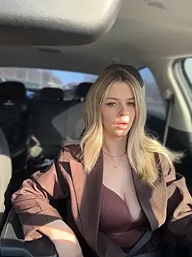 Love Bri online show from 14, 3, 2026