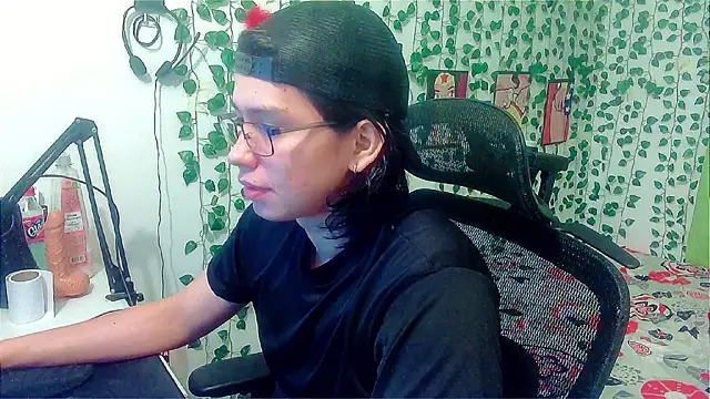 Snapshot of Andy_gray chatting on 20, 7, 2026 Andy gray online show from 20, 7, 2026