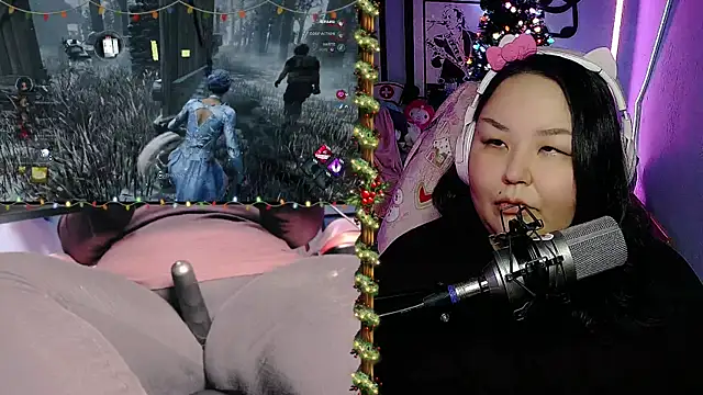 Snapshot of EmGreens chatting on 25, 12, 2024 EmGreens online show from 25, 12, 2024