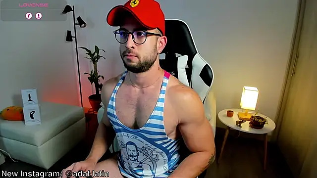 Snapshot of dafboy1 chatting on 4, 5, 2026 dafboy1 online show from 4, 5, 2026