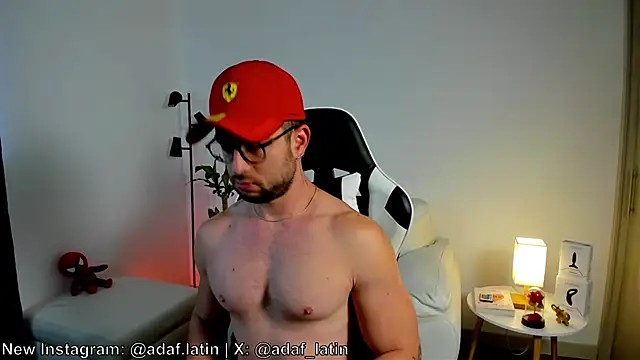 Snapshot of dafboy1 chatting on 3, 6, 2026 dafboy1 online show from 3, 6, 2026