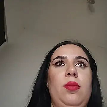 Snapshot of AdelinaJude chatting on 11, 11, 2025 AdelinaJude online show from 11, 11, 2025