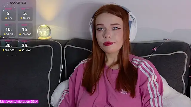 ValBae online show from 12, 11, 2025