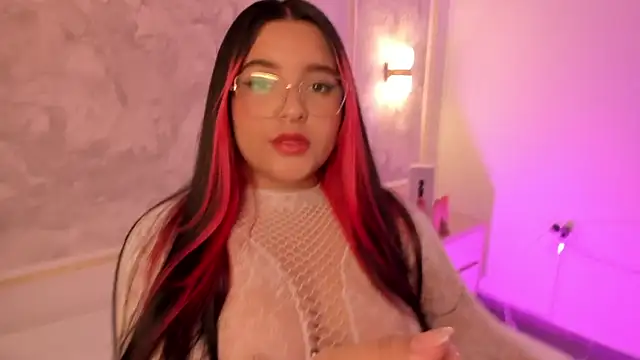 victoria18x online show from 10, 10, 2025