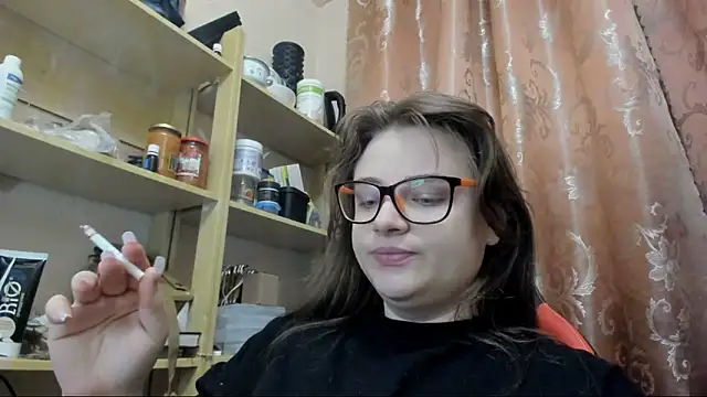 Snapshot of Seductive_She_Wolf chatting on 30, 4, 2026 Seductive She Wolf online show from 30, 4, 2026